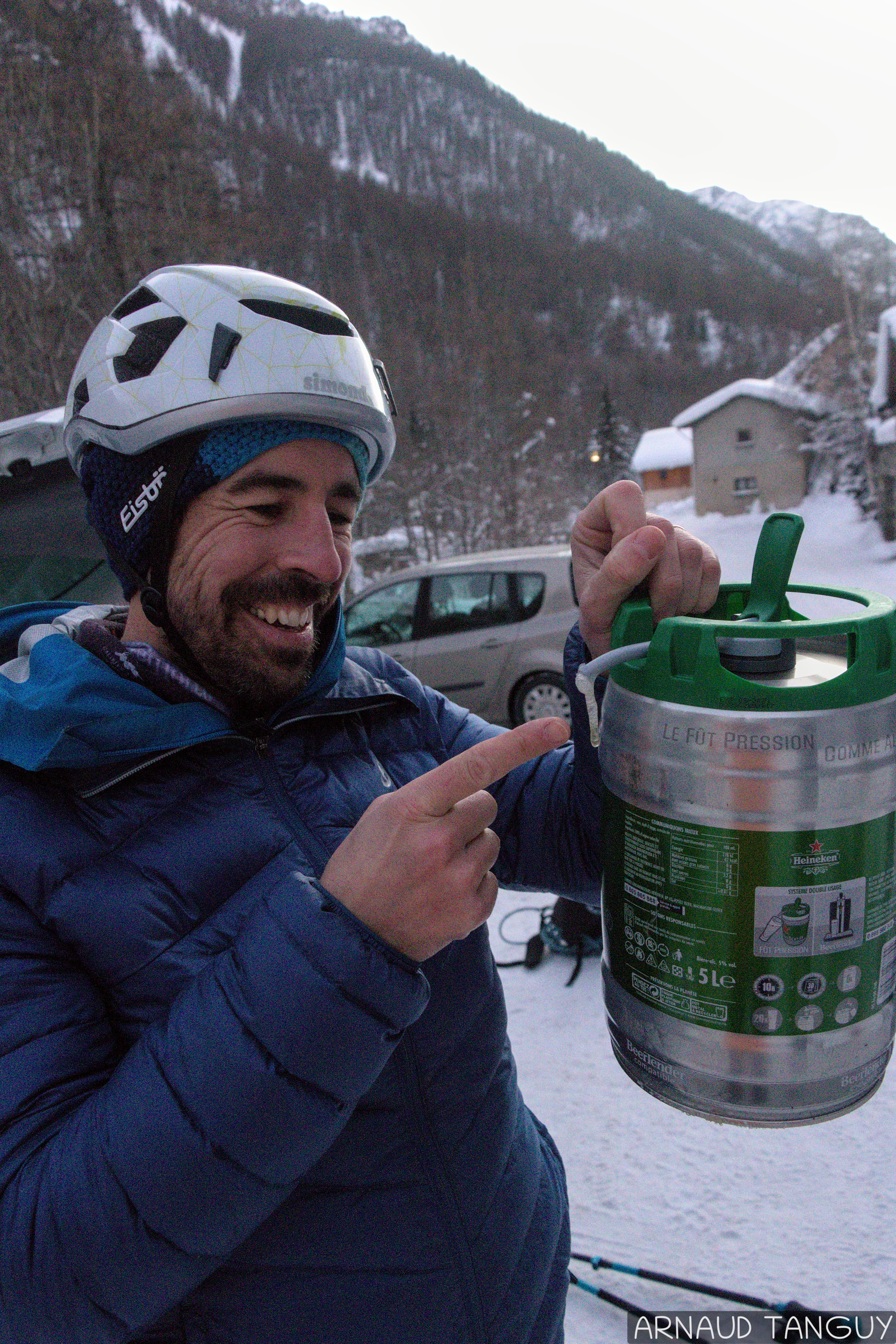 Même la bière se met à la cascade!