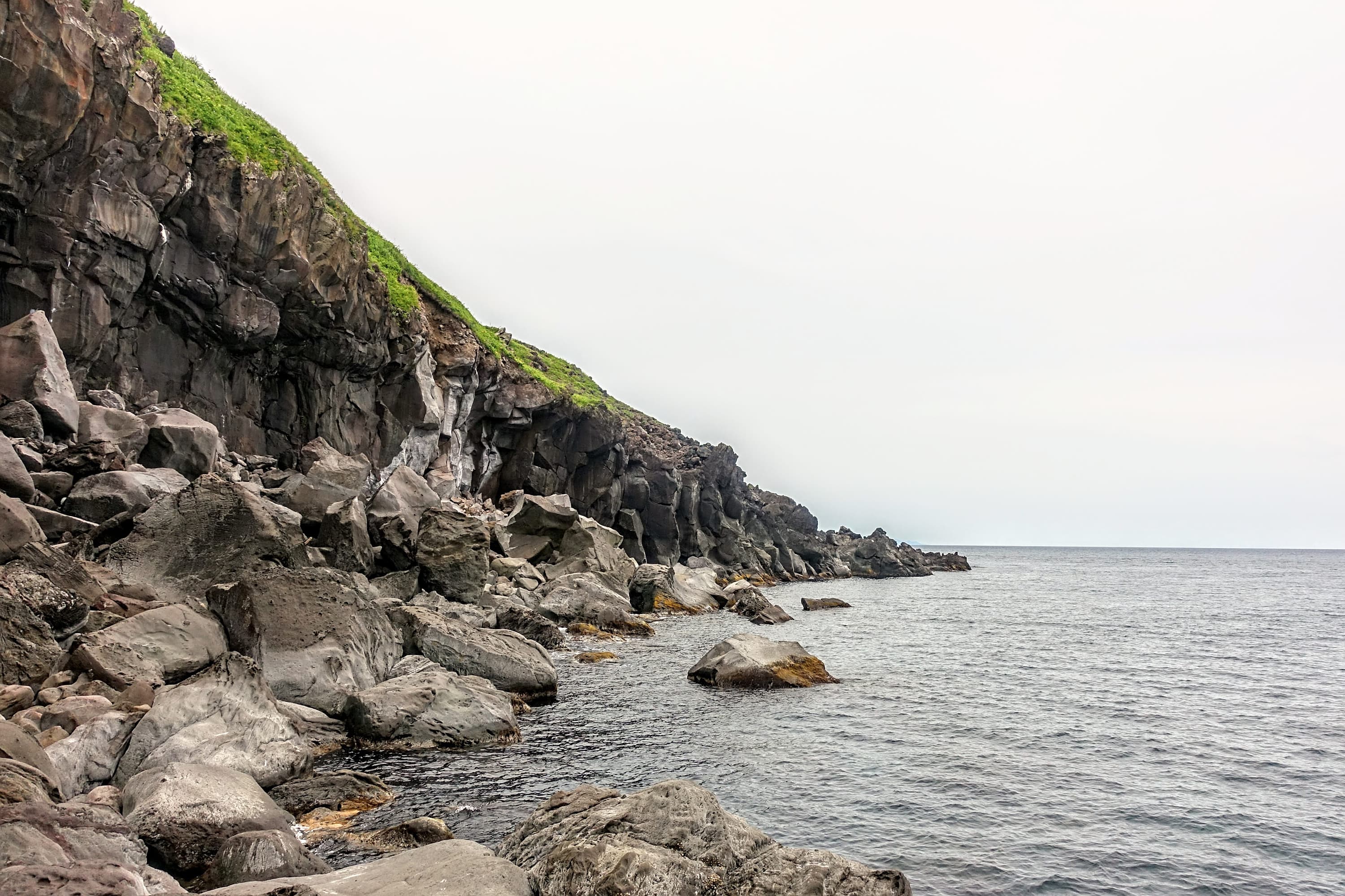 Overview of the cliff