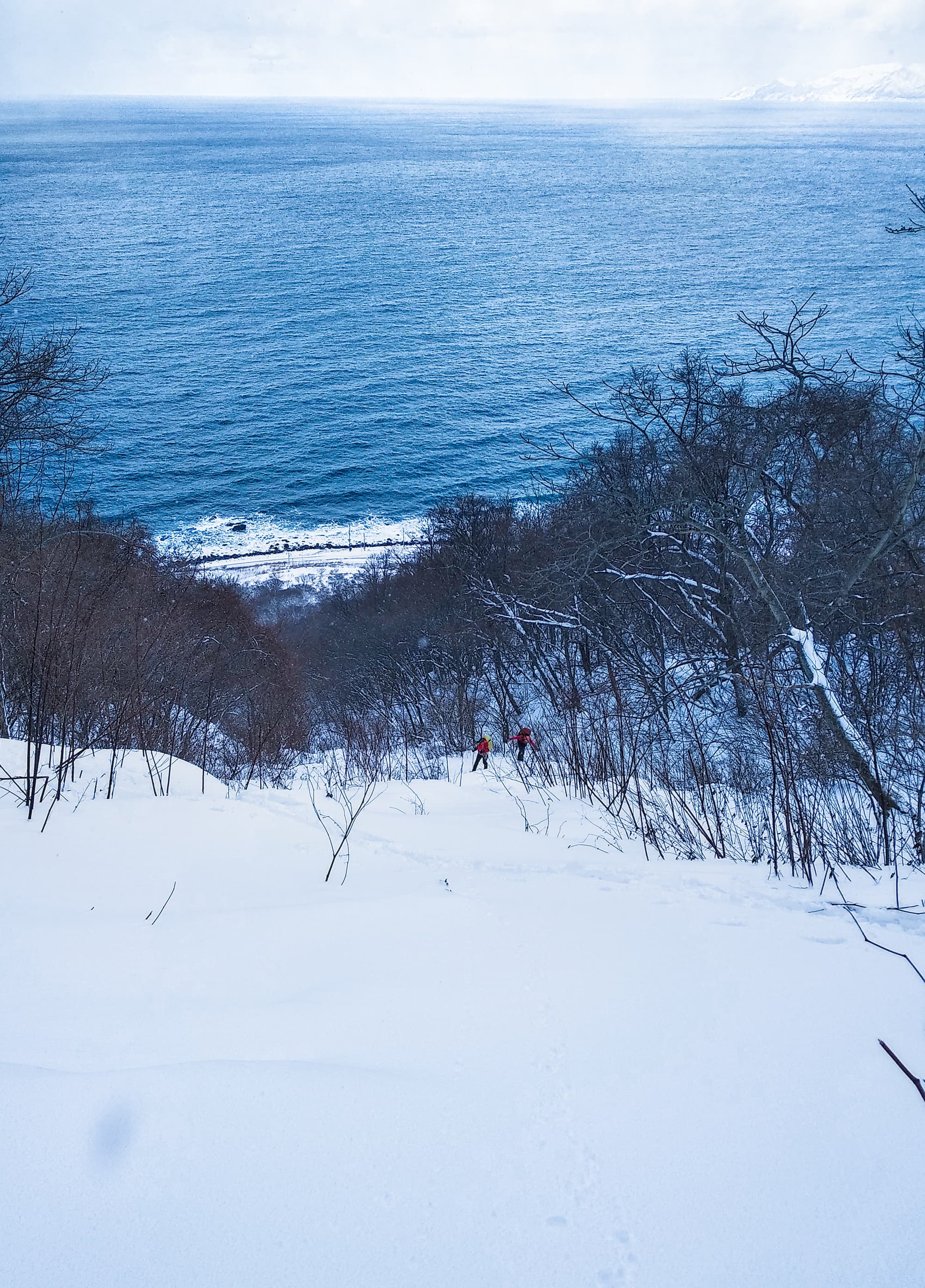 Skiing, Ice Climbing, and the Sea, what could be better?