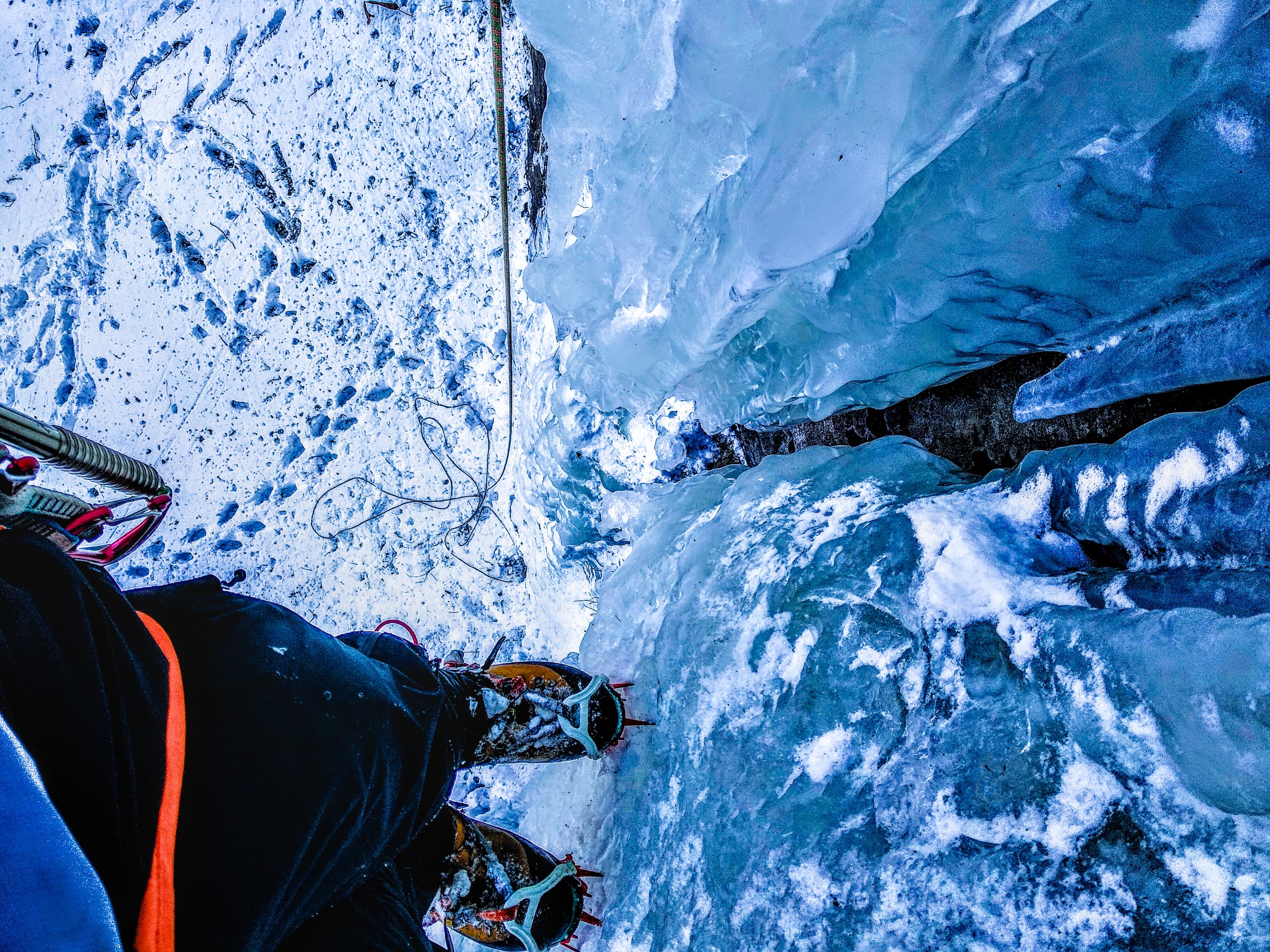 Above the crux of Cobra Left